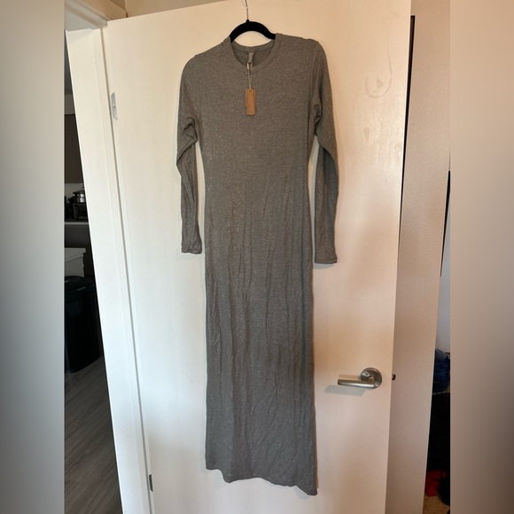 SKIMS Dresses & Skirts - Skim long sleeve dress